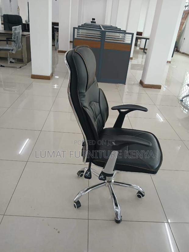 Modern Executive Desk Chair