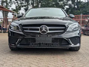 Mercedes-Benz C200 2018 Black
