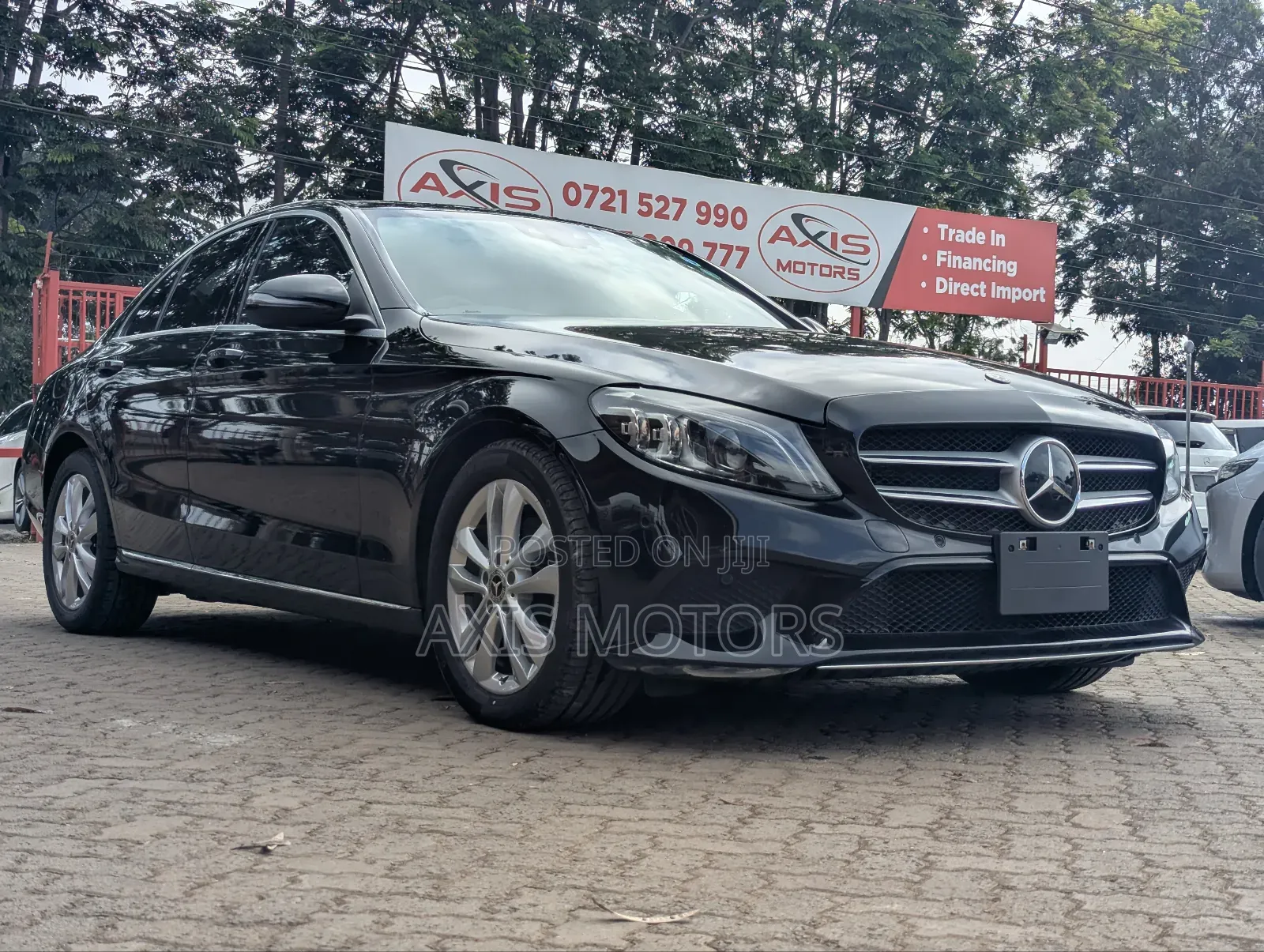 Mercedes-Benz C200 2018 Black
