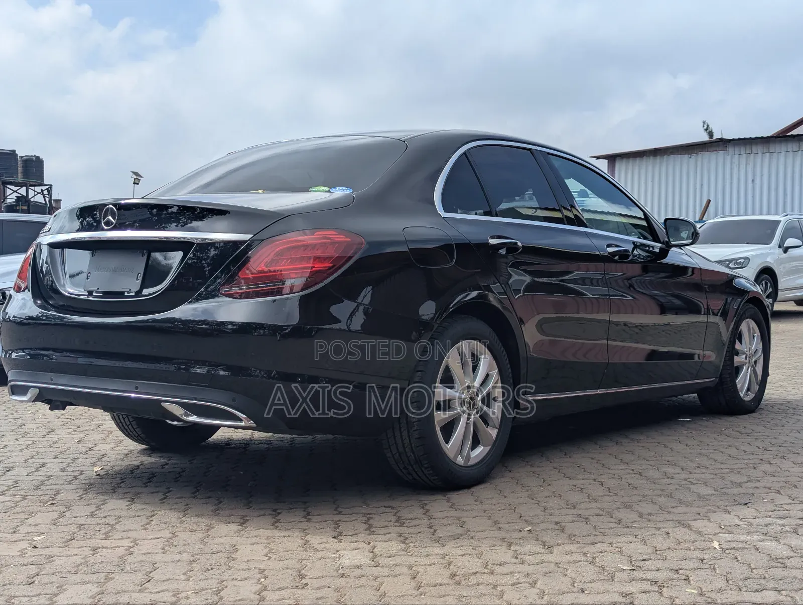 Mercedes-Benz C200 2018 Black