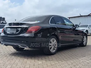 Mercedes-Benz C200 2018 Black