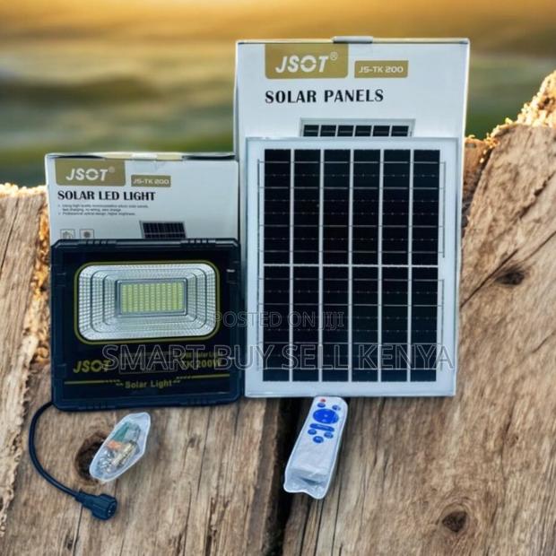 Longer Lasting Ip66 200w Watts High Power Led Solar Flood Light