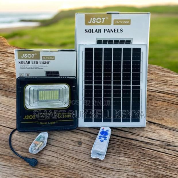 Reliable Quality Ip66 200w Watts High Power Led Solar Flood Light - main view