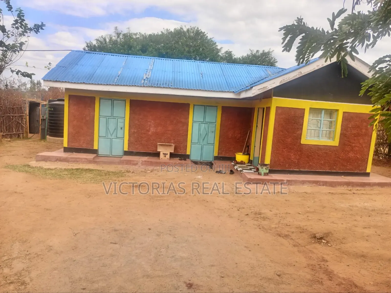 2 Bedroom Home,Separate Kitchen and 2 Other Single Room for Sale