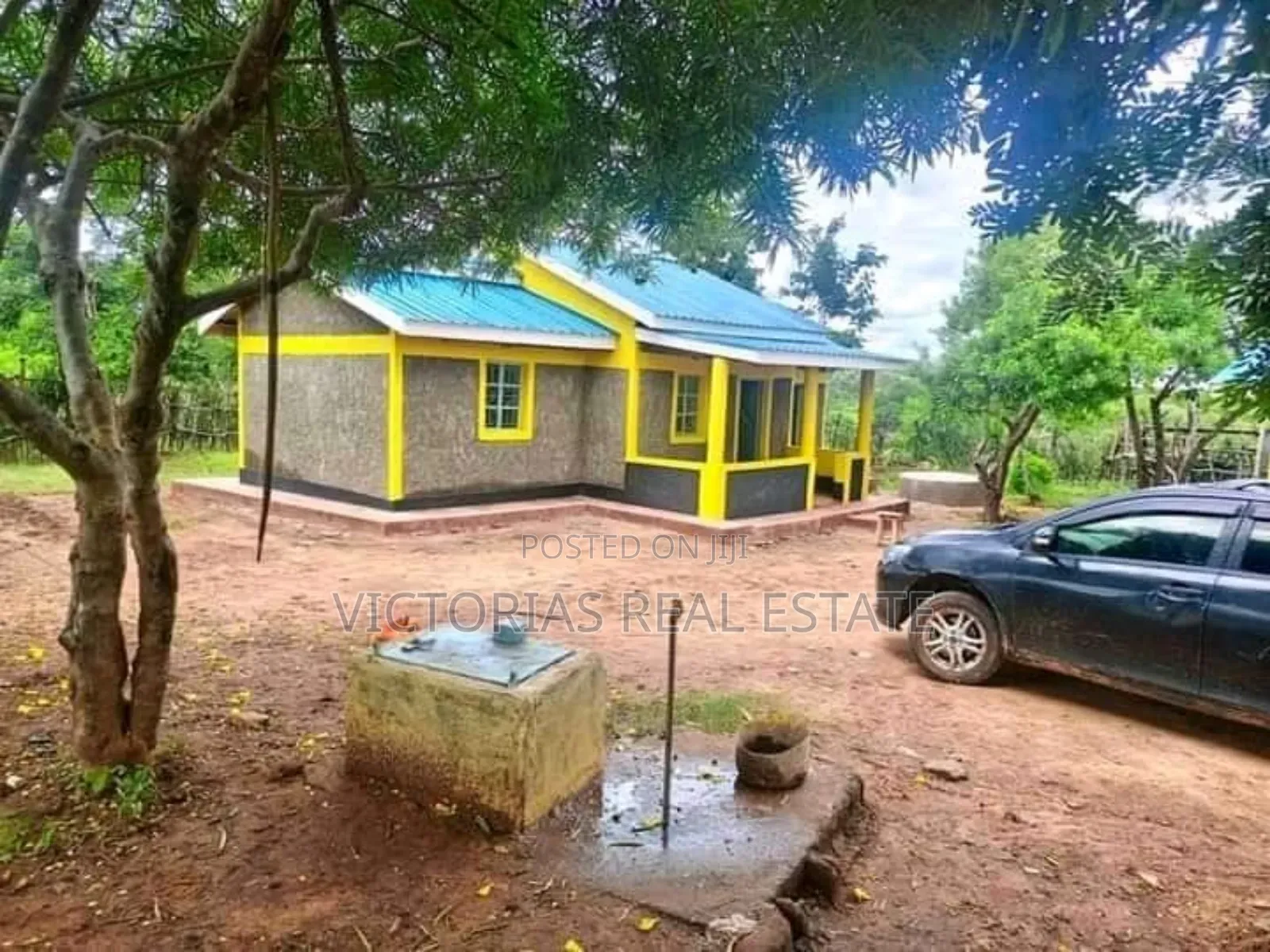 2 Bedroom Home,Separate Kitchen and 2 Other Single Room for Sale