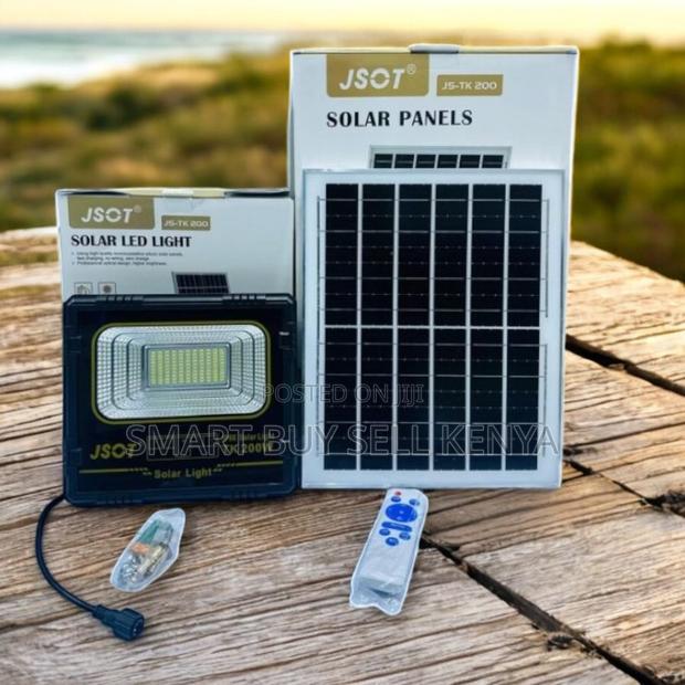 Light Control Ip66 200w Watts High Power Led Solar Flood Light - main view