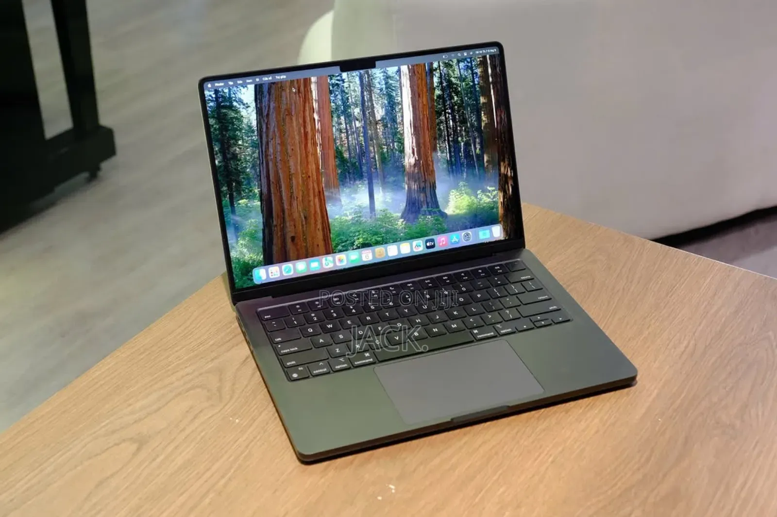 Laptop Apple MacBook Pro 2024 M4 24GB Apple M4 Pro SSD 512GB