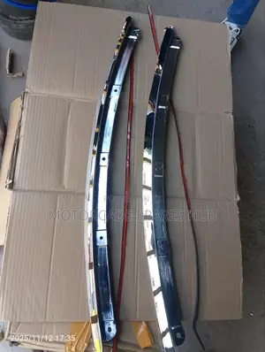 Toyota Premio 240/260 Bonnet Chrome Moulding