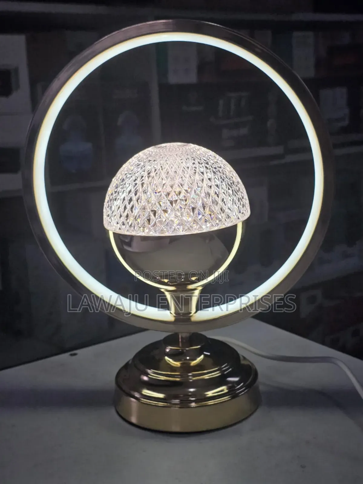 Round Table Lamp
