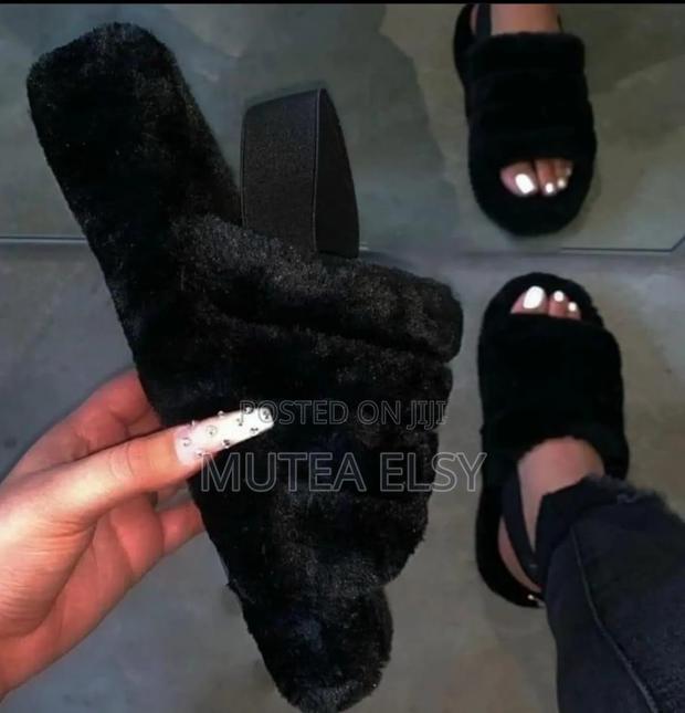 Black,Grey,Peach Brawn Fluffy Sandals - thumbnail 2