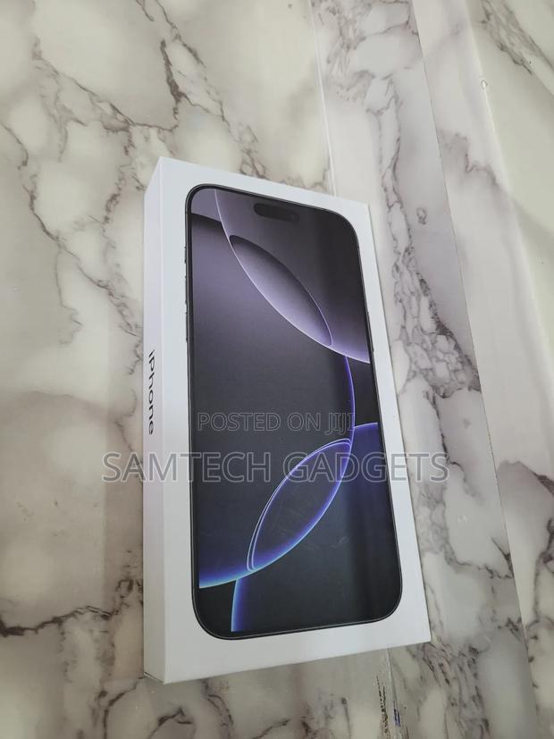 New Apple iPhone 16 Pro Max 256 GB Black - main view