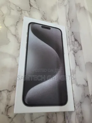 New Apple iPhone 15 Pro Max 256 GB Black