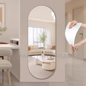 Self-adhesive Mirrors