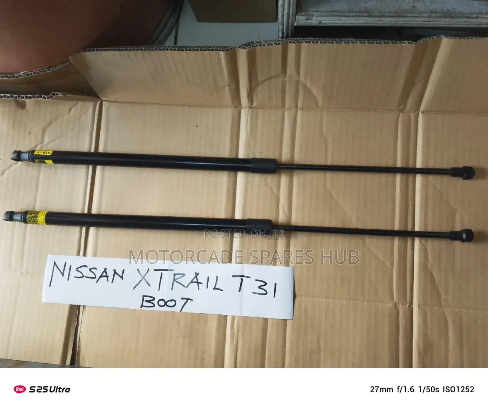Nissan Xtrail T31 Boot Shocks