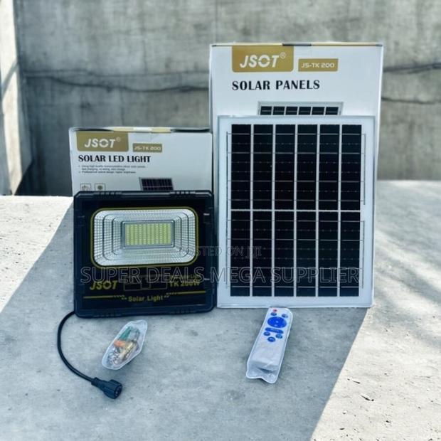 High Efficiency Solar Panel 200 Watts High Power Led Solar Flood Light