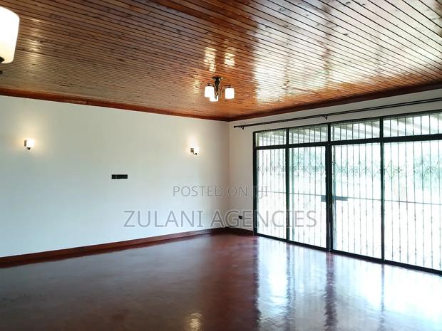 4bdrm Bungalow in Loresho for rent - thumbnail 5