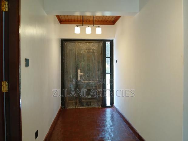 4bdrm Bungalow in Loresho for rent - thumbnail 10