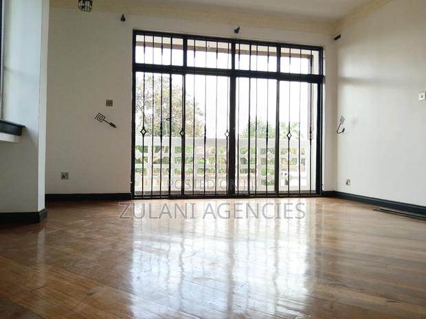 6bdrm House in Runda for rent - thumbnail 19