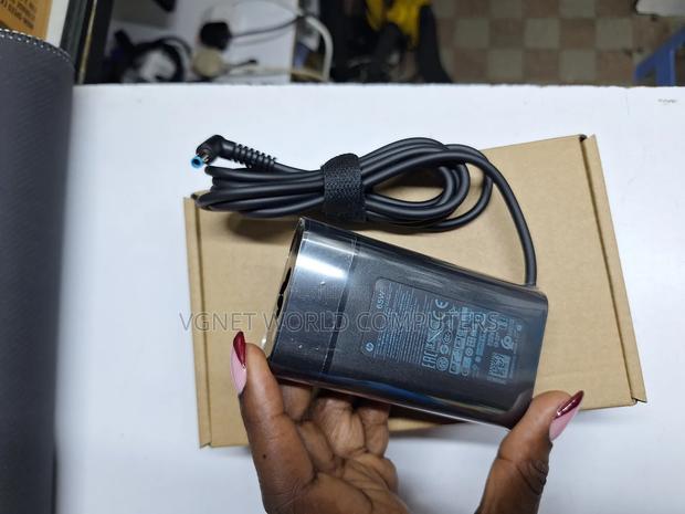 Original Hp Blue Pin Laptop Charger 20v by 3.25a 65watts