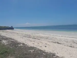 20 Acres Sandy Beach