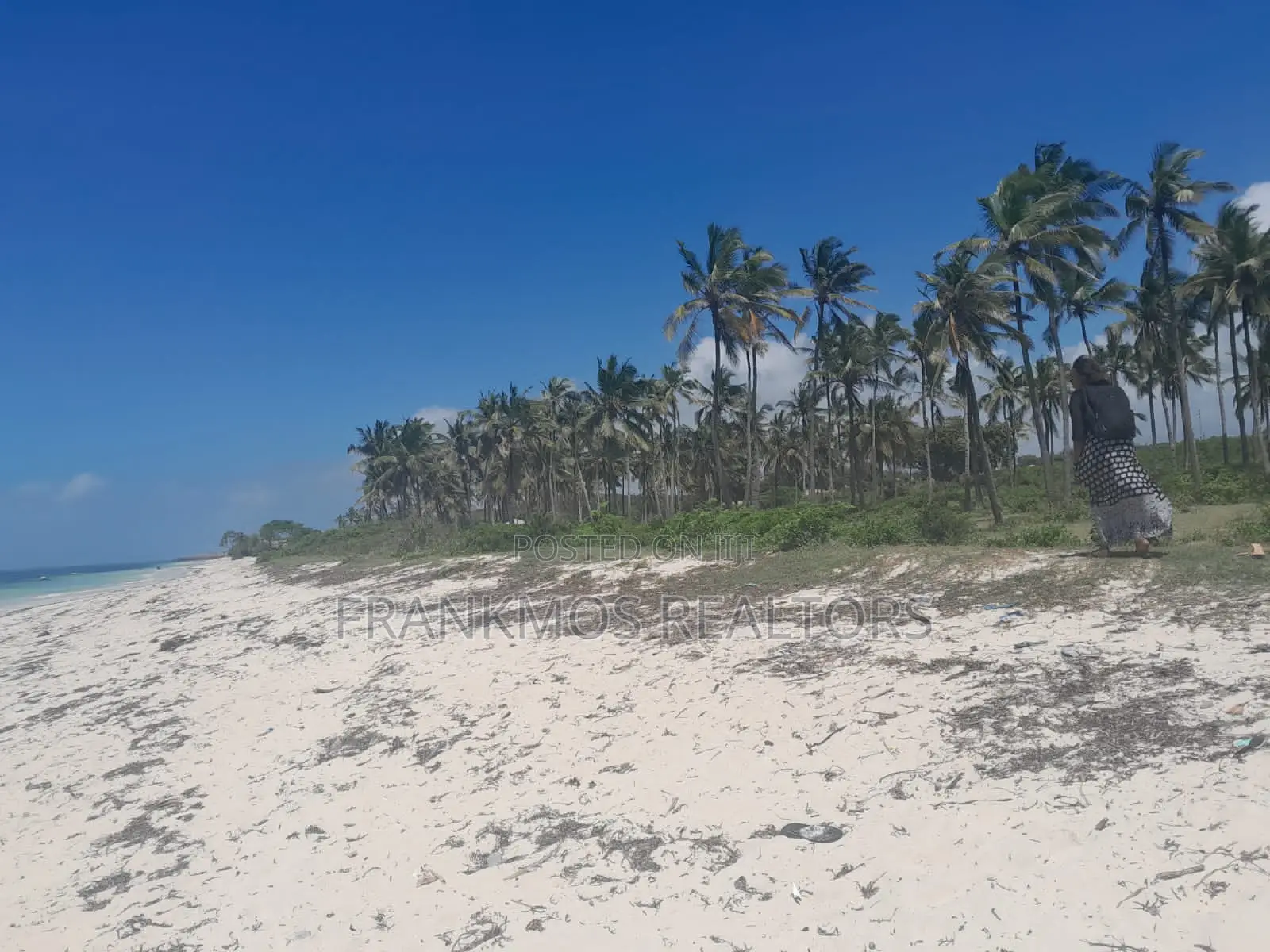20 Acres Sandy Beach