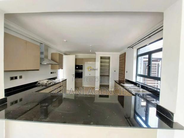 4bdrm Townhouse / Terrace in Runda for rent