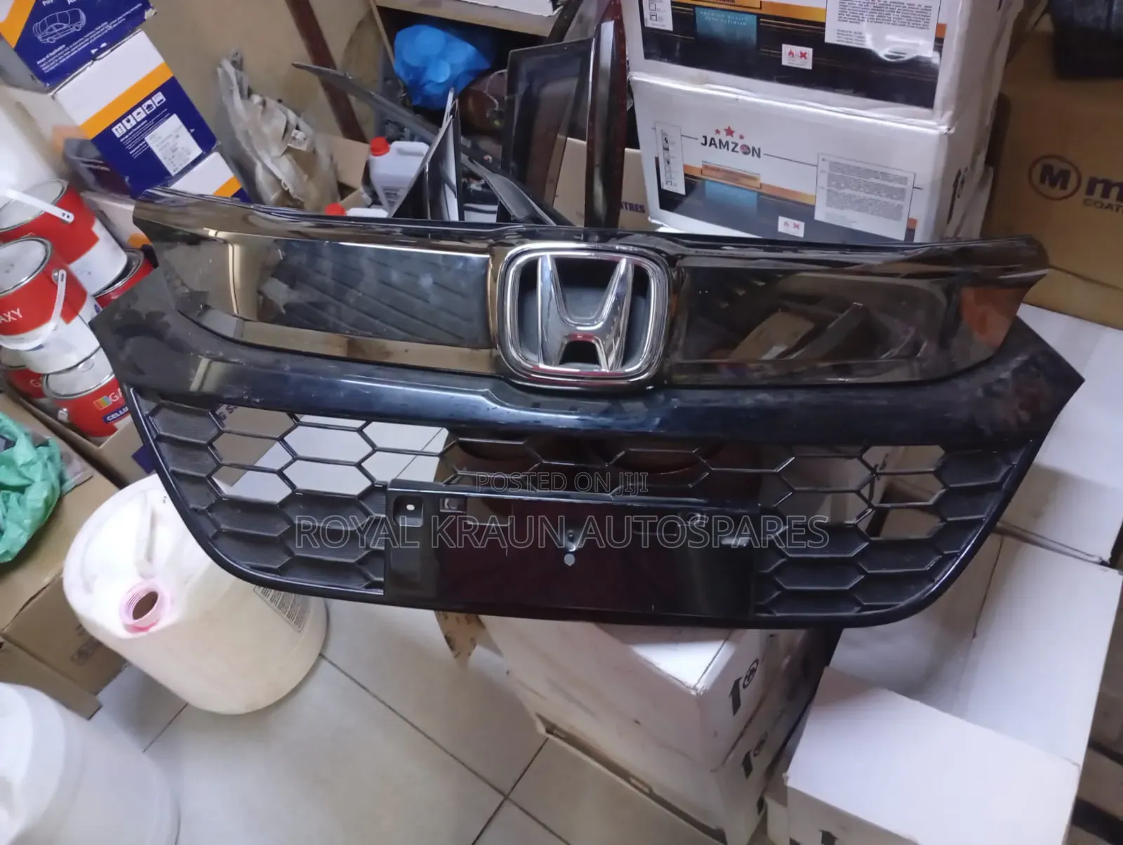 Honda Vezel Grille