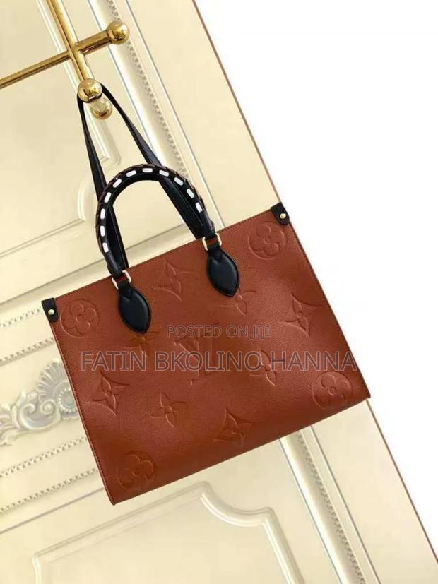 Travel Size Handbag Lv - main view