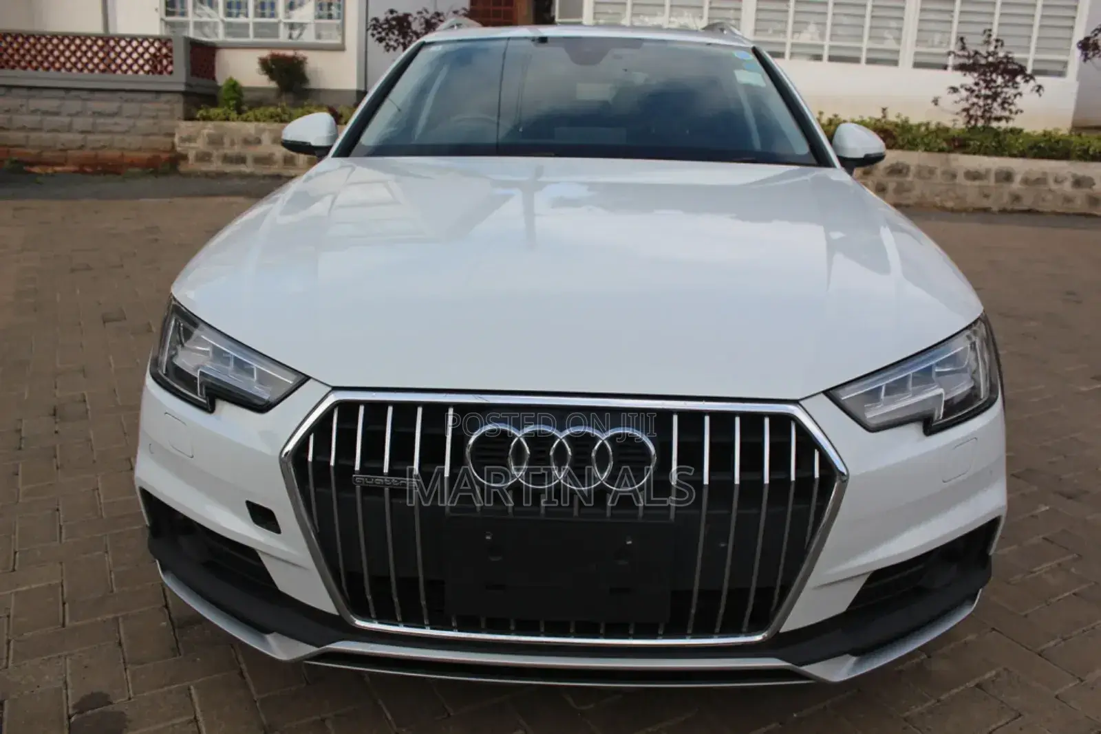 Audi A4 2.0T Premium AWD quattro 2018 White