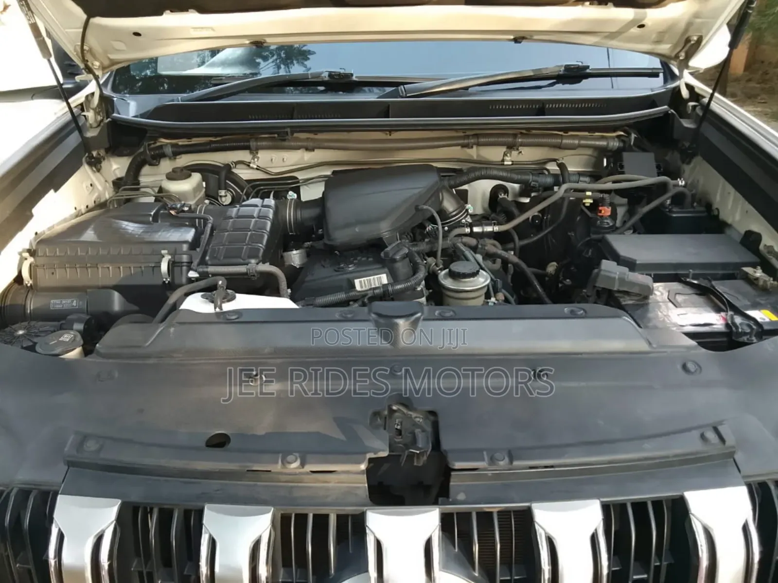 Toyota Land Cruiser Prado 2.7 i 2012 White