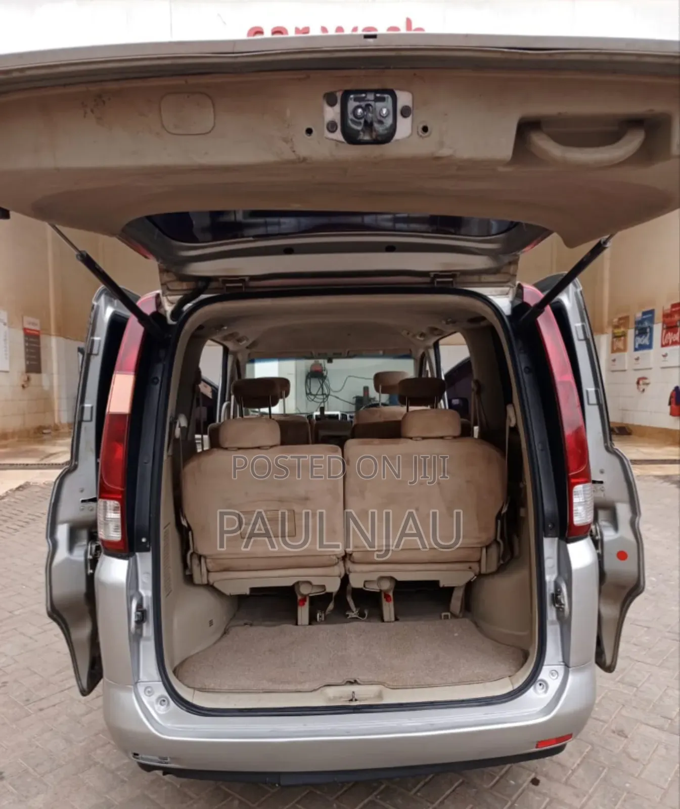 Nissan Serena 2009 Gray
