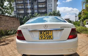 Mercedes-Benz E200 2008 White
