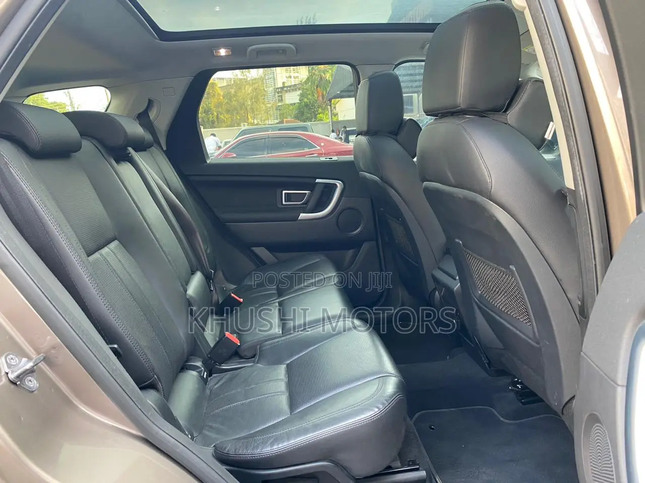 Land Rover Discovery Sport 2016 Gold