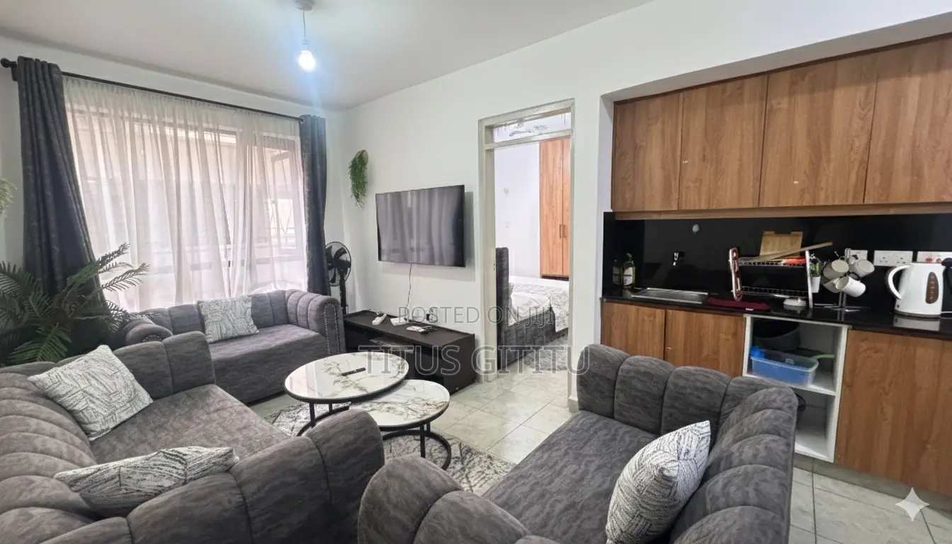 New Luxury 2 Bedroom Airbnb Roysambu | Parking | Security |View