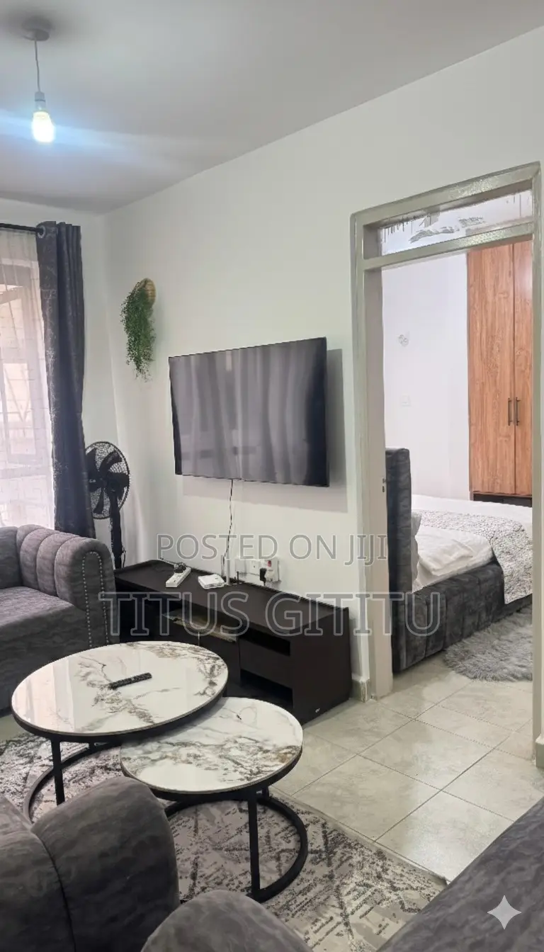 New Luxury 2 Bedroom Airbnb Roysambu | Parking | Security |View