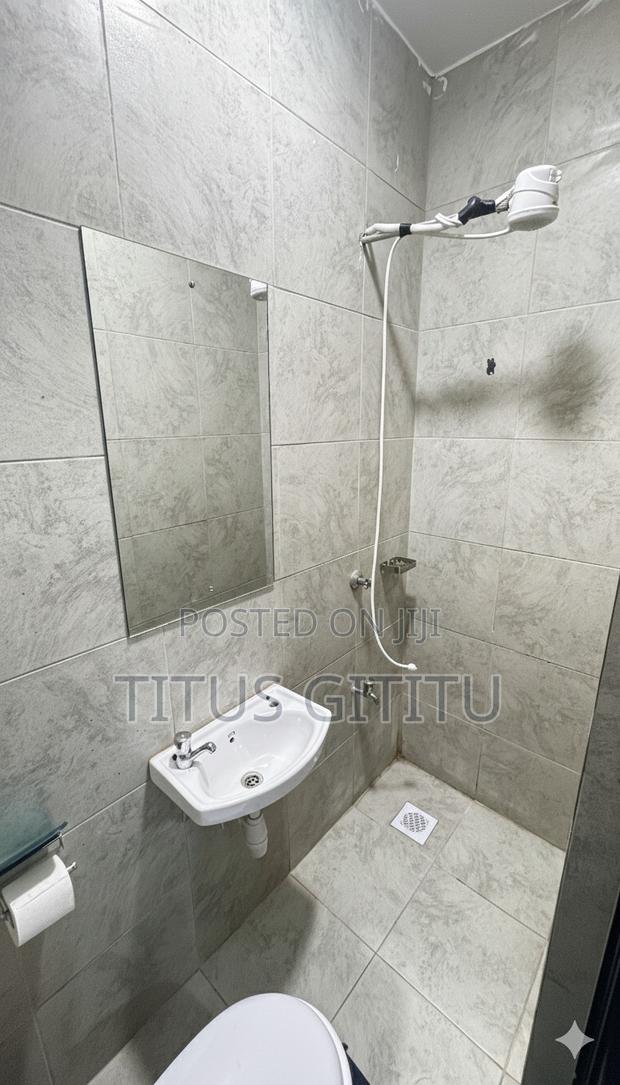 New Luxury 2 Bedroom Airbnb Roysambu | Parking | Security |View - thumbnail 7