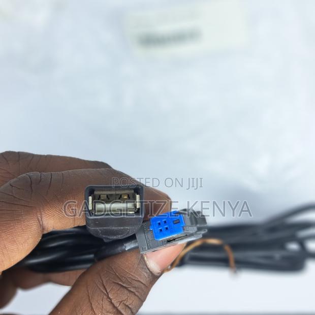 Mdi Mmi to Usb Female Adapter - thumbnail 3