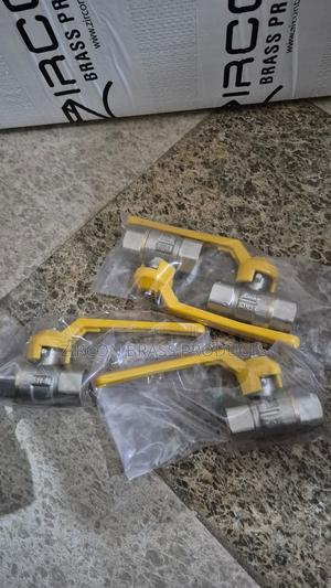 Ball Valve 1/2" Long Handle – Built for Durability - main view