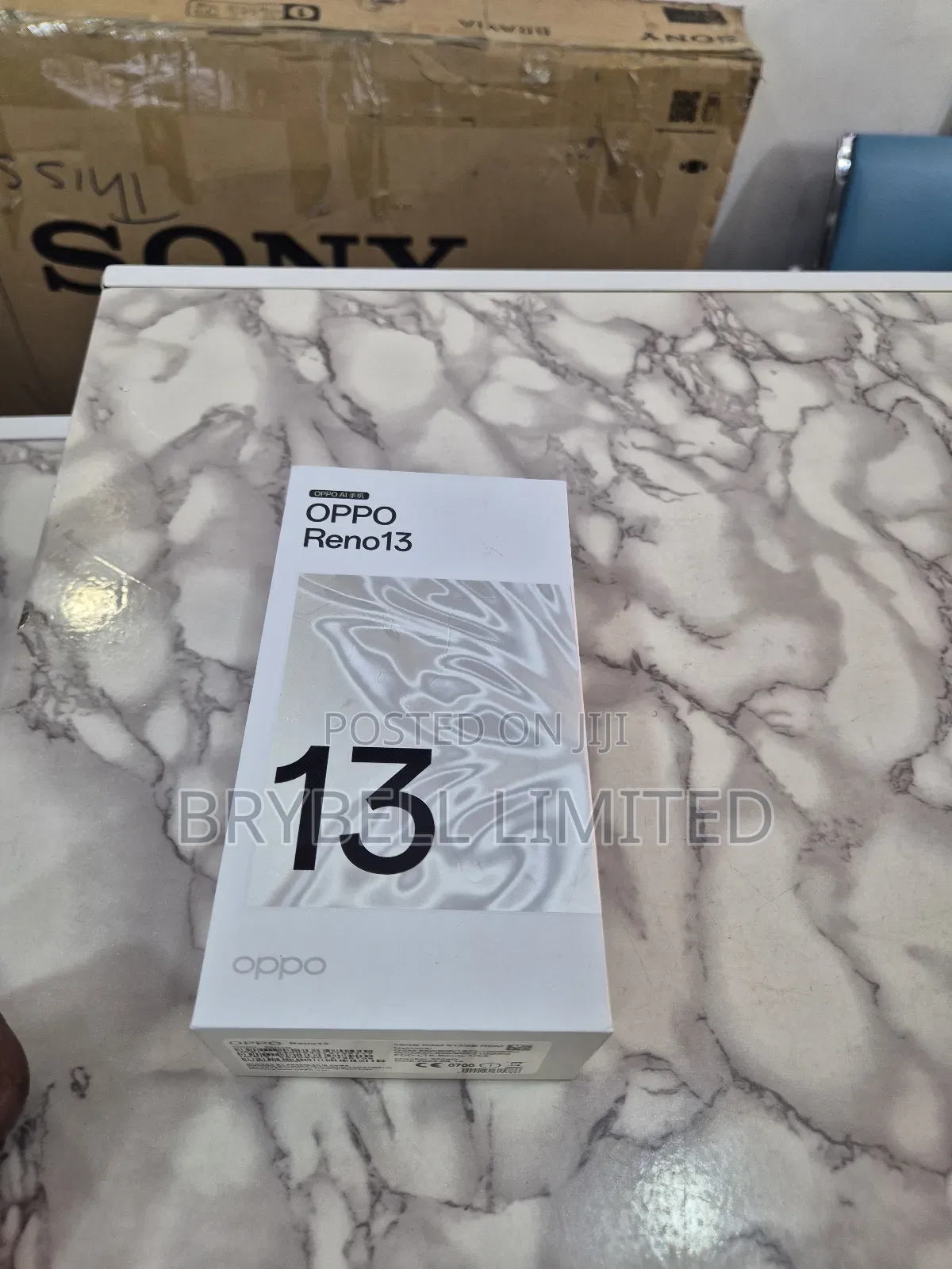 New Oppo Reno13 512 GB Blue