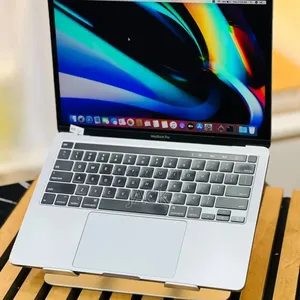 Laptop Apple MacBook 2020 32GB Intel Core I7 SSD 512GB
