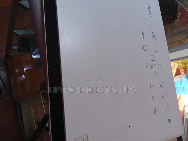 Casio Xj-M130 –3,000-Lumen Brightness for Clear Viewing in Any Light - thumbnail 2