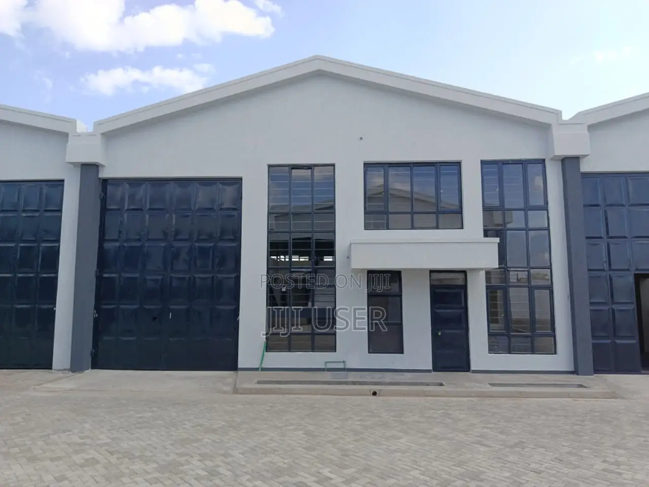 4,500 SQFT Warehouse for Rent on Eastern Bypass