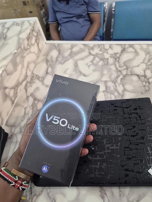 New Vivo V50 Lite 5G 256 GB Green