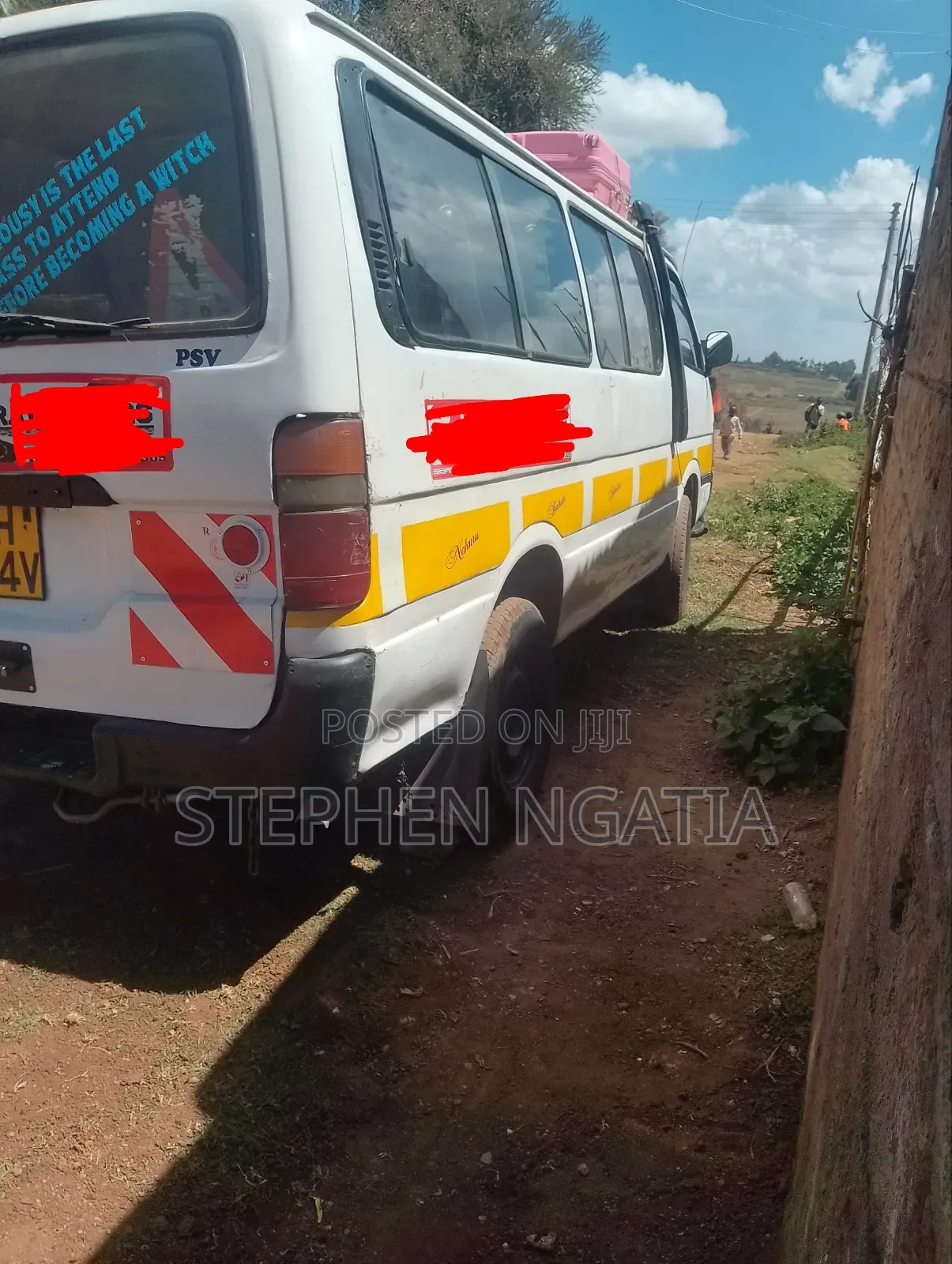 Toyota HiAce 2002 White