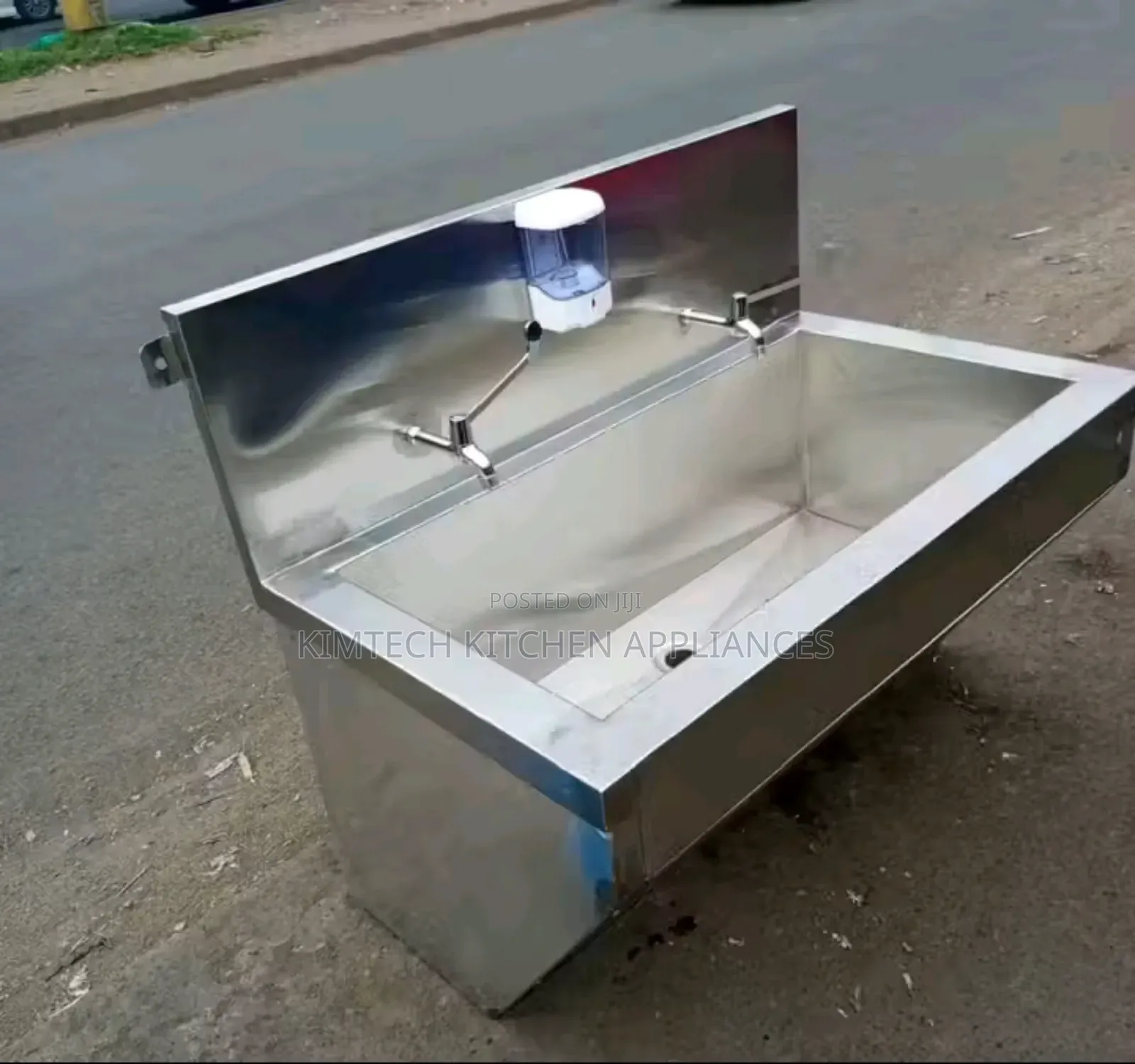 Surgical Scrub Sink