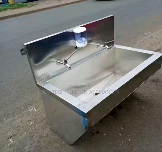 Surgical Scrub Sink