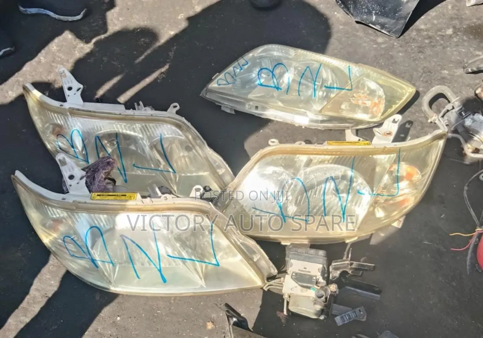 Filder Non Xenon Headlights 2005/2006