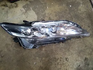 Harrier Headlight)