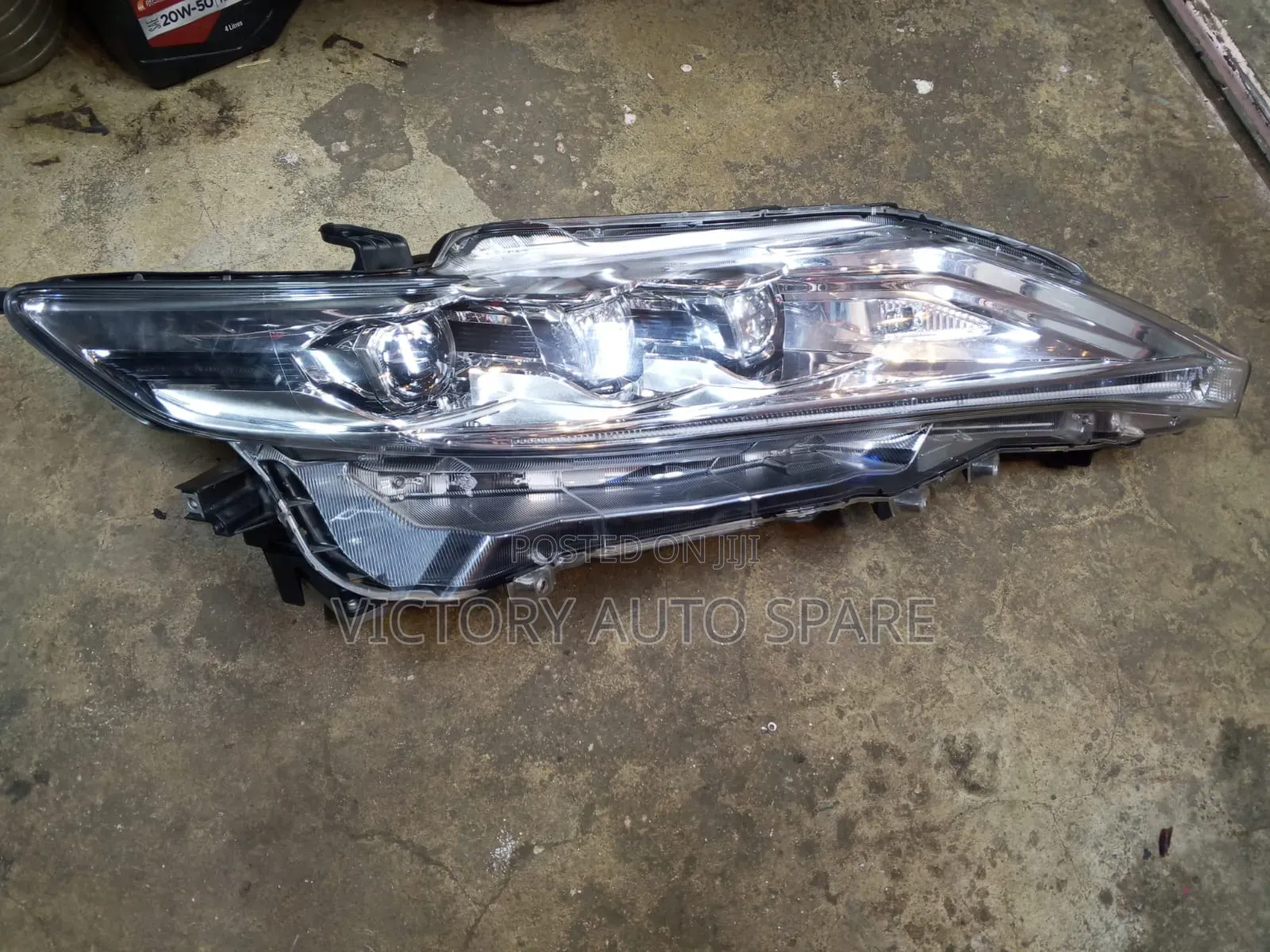 Harrier Headlight)