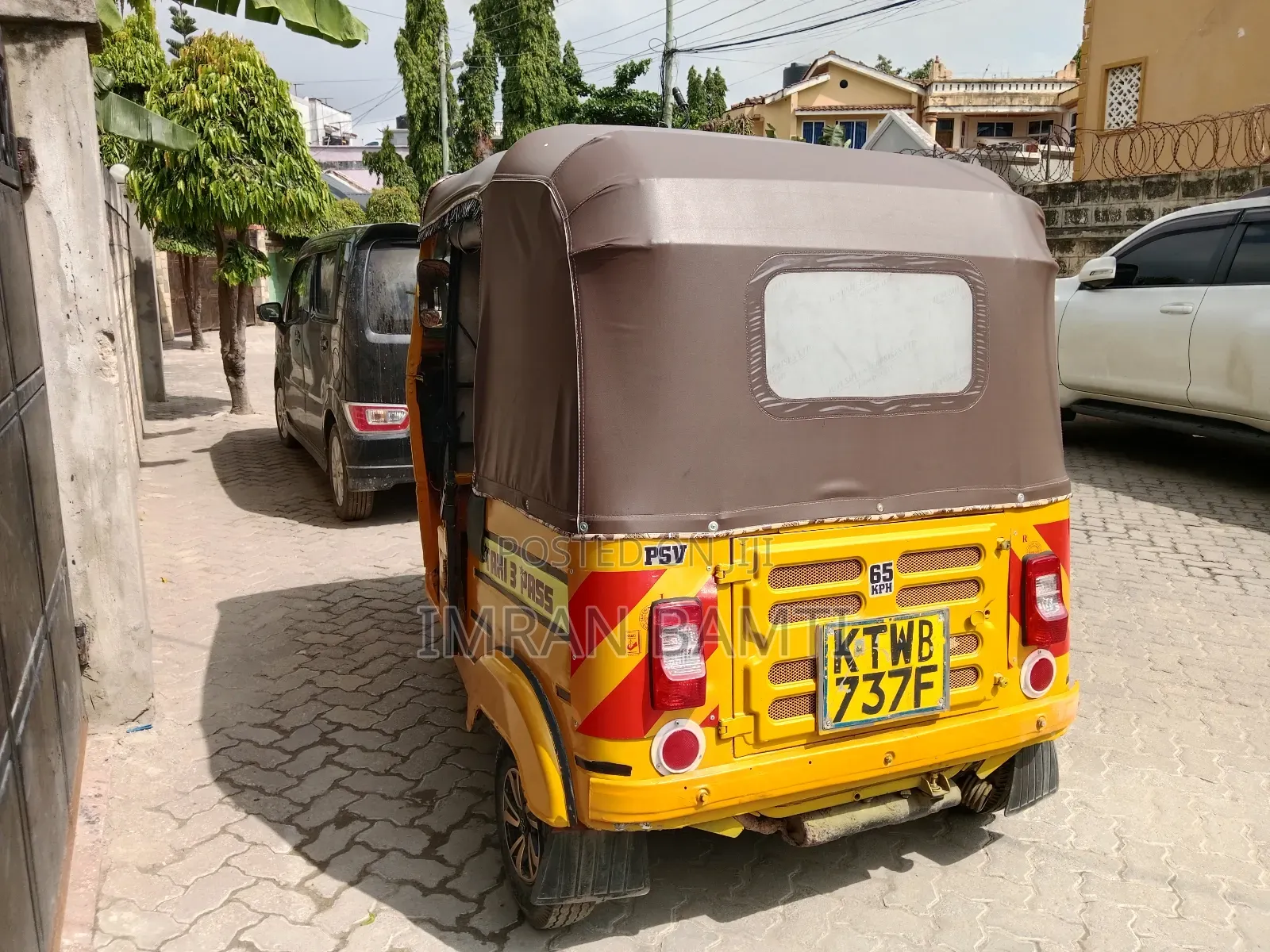 Bajaj 2018 Yellow